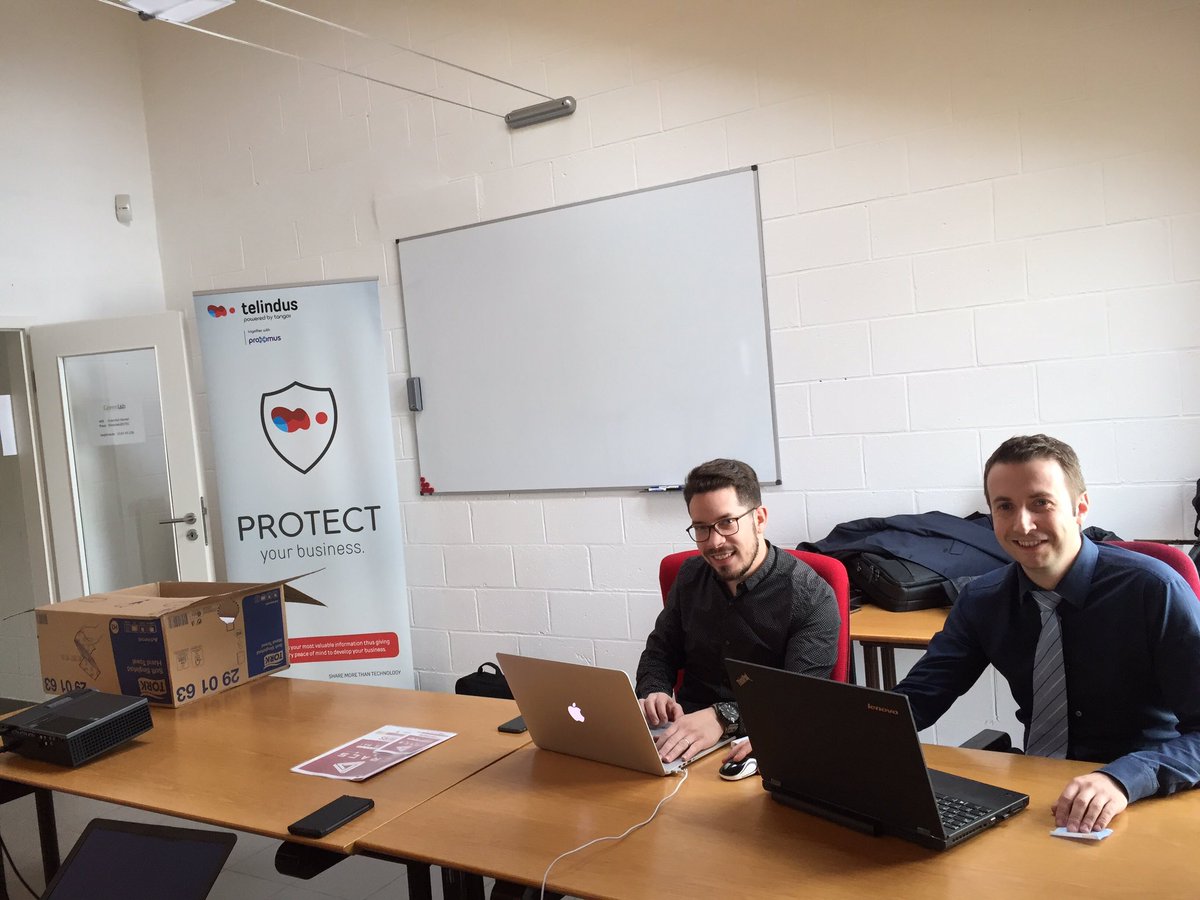 S_Team_Approved's tweet photo. Ce soir @cafeNArlon présentation de l'approche et résultats de la campagne de phishing de @Telindustelecom par @joanyboutet et @NoNoScorp 🐟 https://t.co/iIY51M7ivd