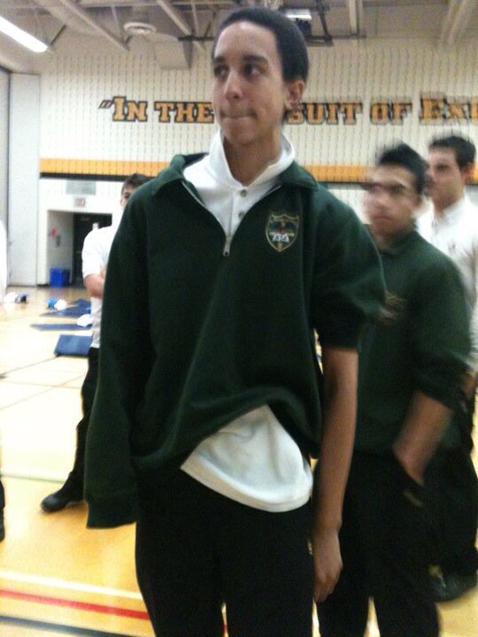 RSansone12's tweet photo. Holy fuck look at this fuckin slob with a popped collar, @Caldermatt u frickin joke https://t.co/dAW9BOKtYT
