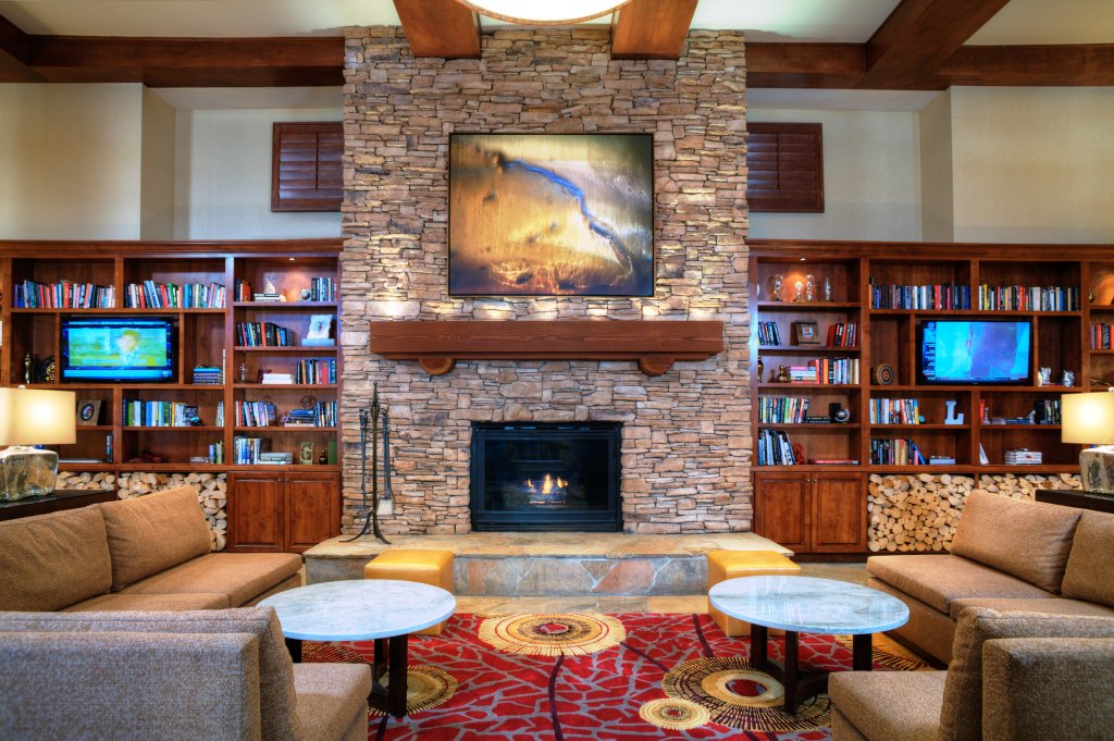 PC_Marriott's tweet photo. Contemporary comfort awaits you at the #ParkCityMarriott. #lobby https://t.co/UdRWPewoua