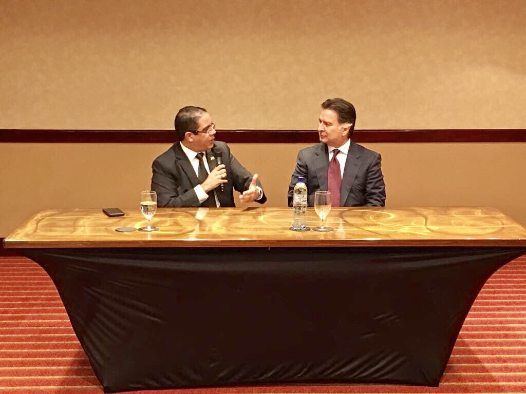 ElicFernandez's tweet photo. Junto al expresidente de Guatemala Don ALFONSO PORTILLO CABRERA. @MIREXRD @ARosarioM  @Vianny_Liz @ElicFernandez #DiplomaciaProactiva https://t.co/H7wLlpFMNy
