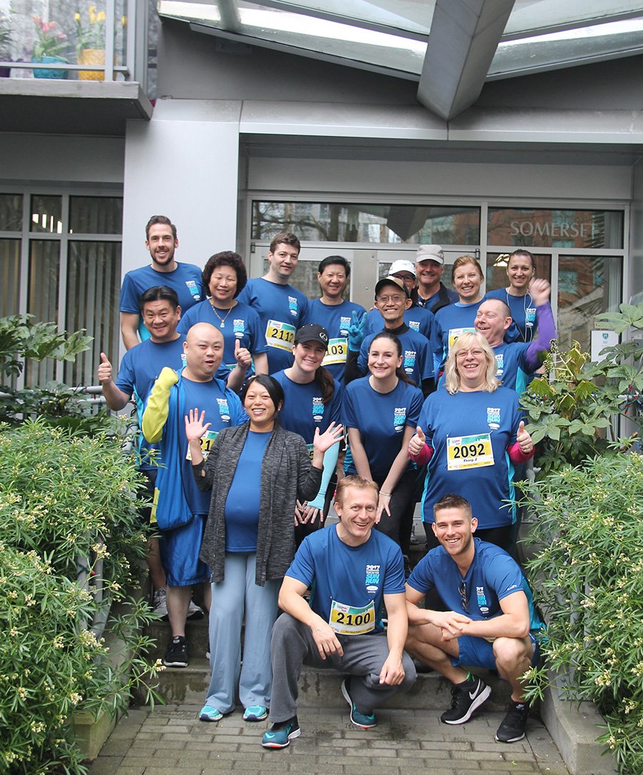 HollyburnPpty's tweet photo. Congratulations to our @HollyburnPpty team and all the other @VancouverSunRun participants! You all rock! #SunRun2017 https://t.co/KG2zrgmeOy
