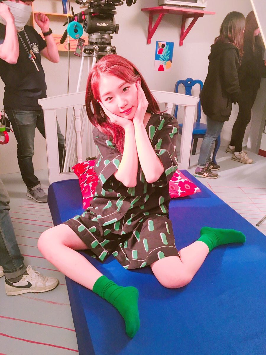 LOONA_TH's tweet photo. 🌙✨น้องน้อยของด้อมอยู่กับพวกเรามา 100 วันแล้วนะคะ อิมยอจินผู้เป็นที่รักของพี่ๆ เติบโตอย่างสวยงามนะ! ✨🌙 

#100dayswithYeojin https://t.co/sXQqacgAu4