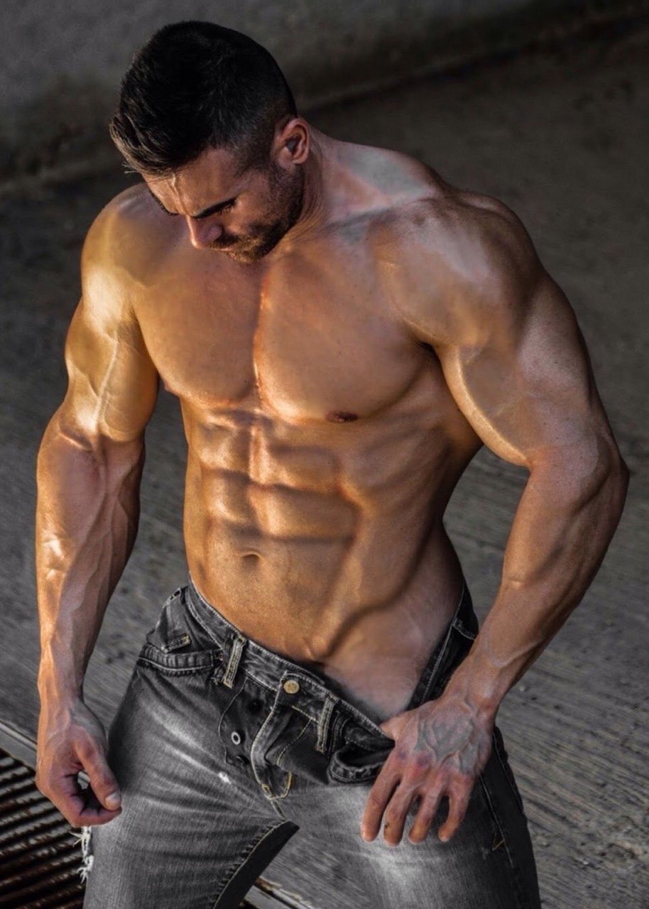 C-RT9LRXgAAHaay.jpg:large