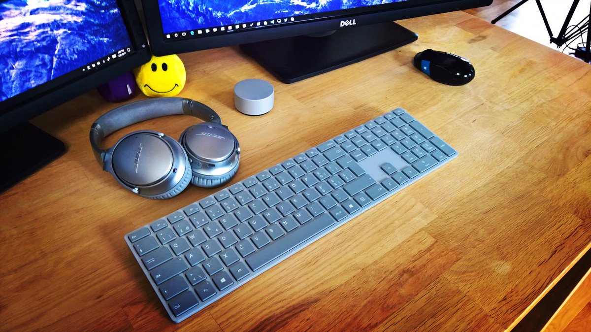 ThomasMaurer's tweet photo. My new #SurfaceKeyboard arrived @surface https://t.co/b9EGkLdXyP