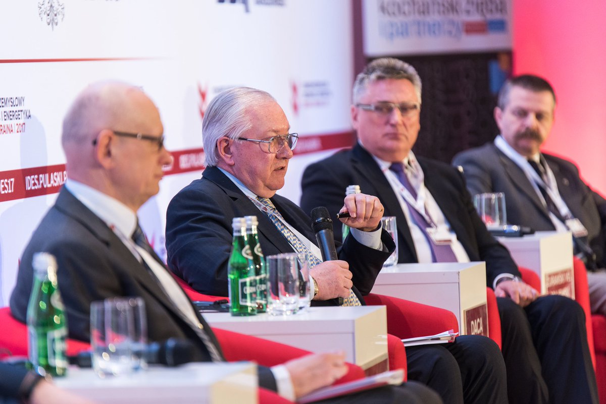 FundPulaskiego's tweet photo. 200 photos form #IDES17 are available now! Thank you all for being with us that day!
Link: https://t.co/vqDcprU2k7 https://t.co/A1qrWv2sRm