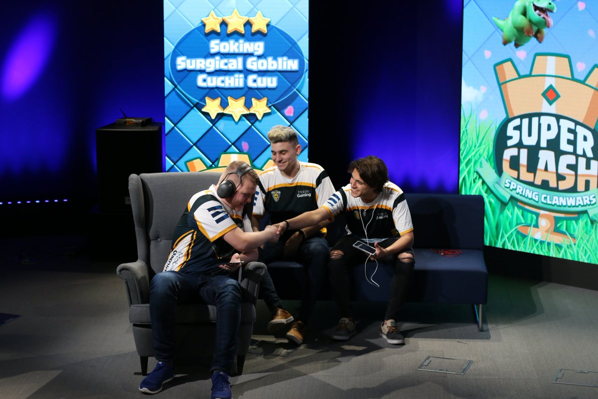 TeamQuesoGG's tweet image. Proud of our hard working and devoted players! 🧀🧀💪🏽💪🏽
#TQCR #TQVG