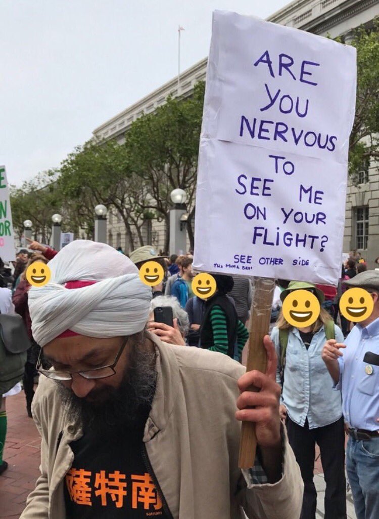 BrownPeopleDo's tweet photo. At the March for Science https://t.co/aYYjdyT6mW