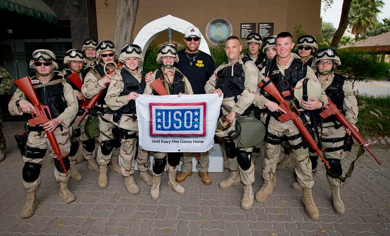 tobykeith's tweet photo. 2012 @the_USO Tour in Bahrain. Thanks to the USO for all they do to help our men and women in uniform. 🦅 #TroopsTuesday Photo by Dave Gatley https://t.co/bidQXRLgwS