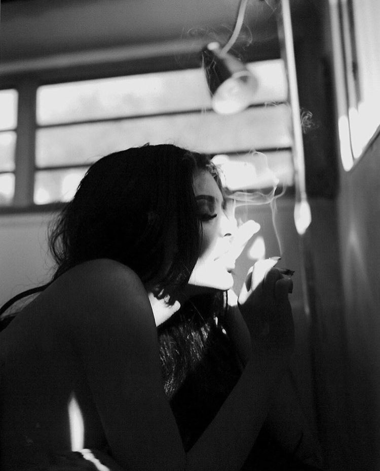kyrpdm's tweet photo. 🖤🚬 https://t.co/1wS7f5zydY