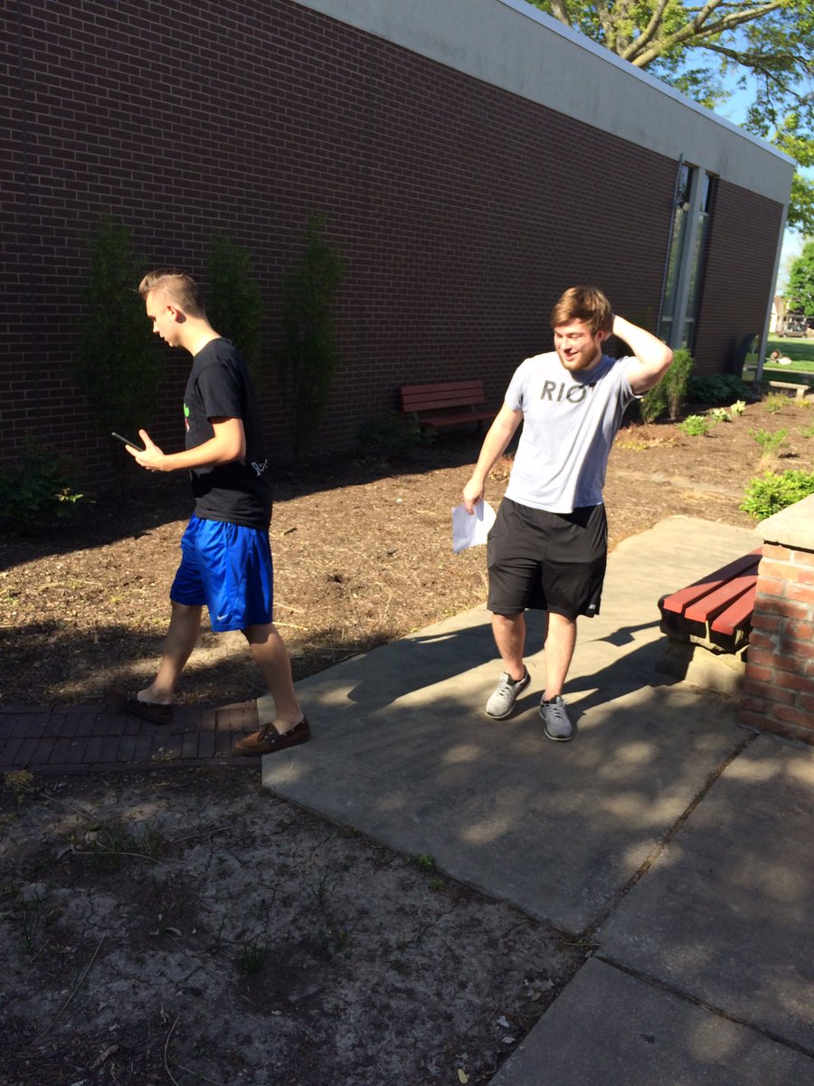 GibaultMathTeam's tweet photo. Searching for tessellations and Fibonacci sequences in nature! #discretemath #itsasecret https://t.co/3TKF5CcD1w