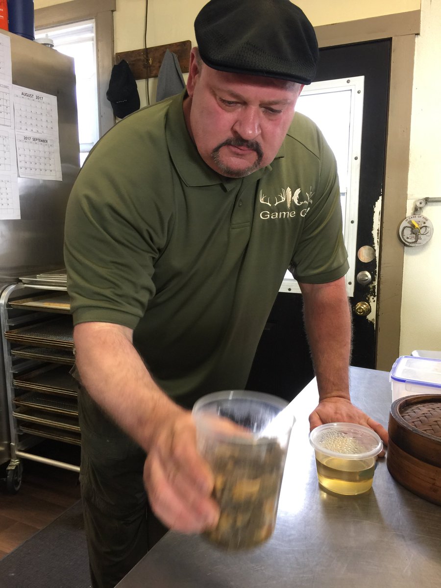 gameon74870726's tweet photo. #Revivalkitchen Chef Quintin Wicks and Shawn #gameoncooking talk about preserving techniques for Morel Mushrooms. https://t.co/tTiyqzFxQI