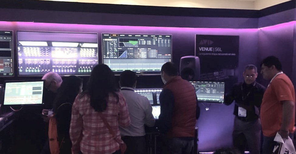 AvidProTools's tweet photo. Presentaciones de @AvidLiveSound en @soundcheckXpo 2017 Sala Yaqui @WTC_Mexico #Avid #SoundcheckXpo2017 #ProTools #VENUE #ProAudio #CDMX https://t.co/zaetSX27Yx