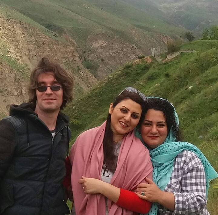 NickSotoudeh's tweet photo. ذره ذره آب می‌شود پیش چشمانمان/ نامه گلرخ ایرایی در مورد وضعیت آتنا دائمی، زندانی در اعتصاب https://t.co/AlC7zpI61I
#FreeAtenaDaemi https://t.co/sGfmP2l8gx