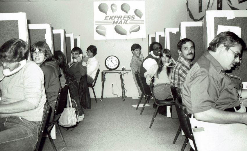 Halberstam's tweet photo. Happy #NationalTelephoneDay! Checkout a #flashback of #ISA's #phoneroom...we've come a long way #mrx #marketresearch https://t.co/PexNcsrvZc https://t.co/wiqtFtrINe