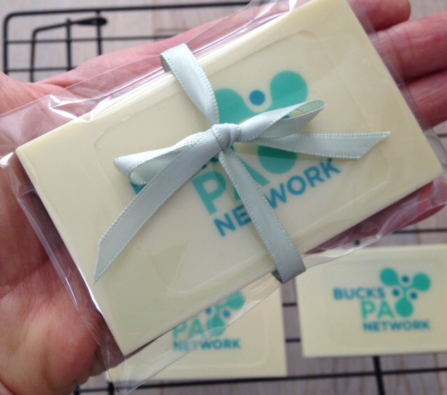 BBOPANetwork's tweet photo. Just a tiny bit excited! 🙌🏻@Vickimarsh18 from #PrescottsChocolates has created an AMAZING #bespoke treat for our goody bags! #BucksPAs #Choc https://t.co/CF8WgRs1Nj