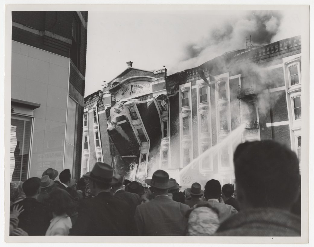 kansashistory's tweet photo. This series of three photographs was taken on this day in 1950. Read more: https://t.co/A5BHyclOlB #kansashistory #topekahistory https://t.co/iLkhBymOUb