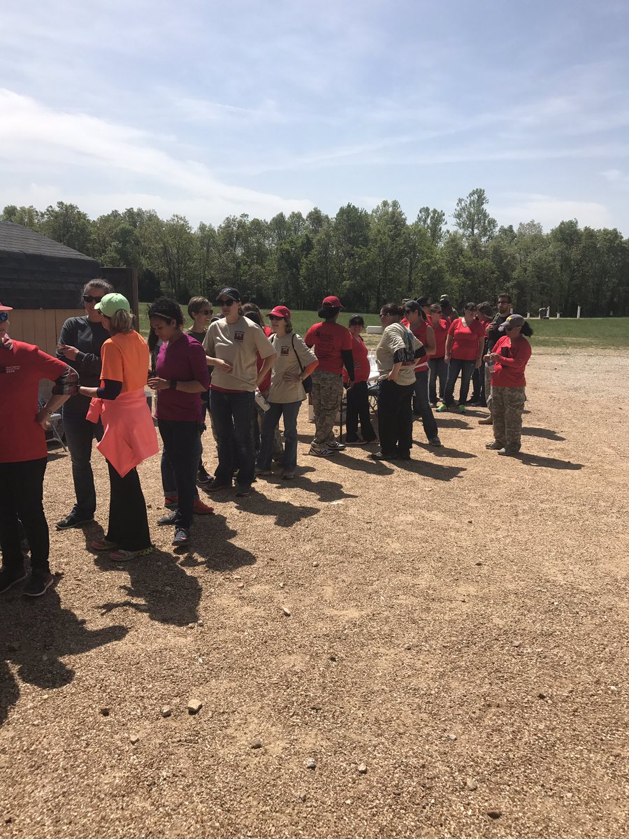 twalk008's tweet photo. #SpousesEvent chow time @USAES1 @fortleonardwood https://t.co/TTBQsn2c9l