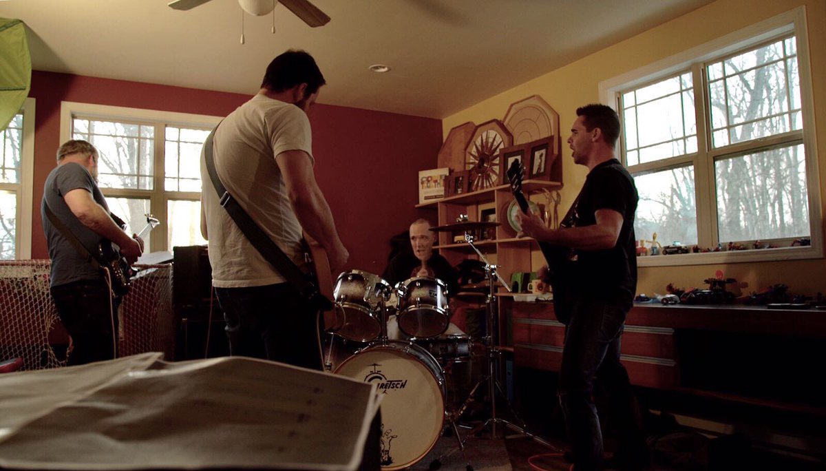 Here is a shot of the Washups with 2 other dudes in our side project... a band called A Few Pennies Short. It's punk. Catch us on July 1st!