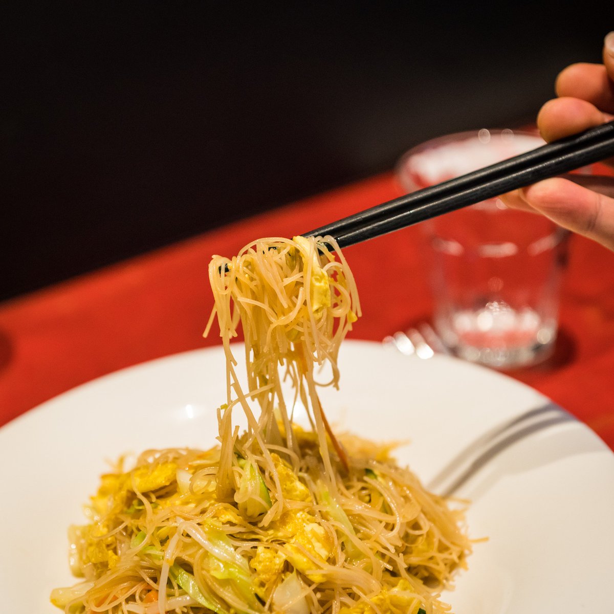 PastaBMilano's tweet photo. #Rice #noodles with mixed #vegetables, one of our #vegeterian dishes. https://t.co/OQR3avAZya