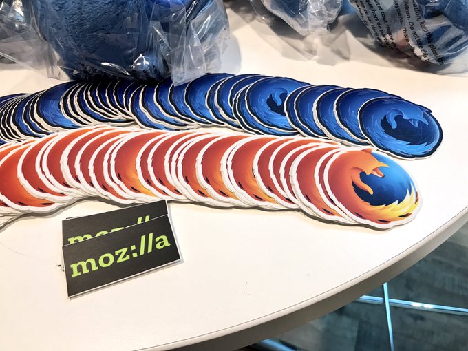 Getting setup with our friends from @mozilla @MozDevNet for tonight's WebVR-themed #DevRoadshow @TwitterUK<a class="tags" target="_blank" title="On Twitter" href="/?out=eyJ0eXAiOiJKV1QiLCJhbGciOiJIUzUxMiJ9.eyJpYXQiOjE3MTkwNjcyNzIsImlzcyI6InR3cG9ybnN0YXJzLmNvbSIsIm5iZiI6MTcxOTA2NzI3MiwiZXhwIjoxNzUwNjAzMjcyLCJyZWRpcmVjdF91cmwiOiJodHRwczovL3R3aXR0ZXIuY29tL21vemlsbGEifQ.I7tyKjR3yhXJ5VfGM3w3lZ-kek8I_yN1Shq4MnO67-zCazWTXPwgS22naGoH-eNe7bxb3hiuZyIHKtmKvJUzZQ">@mozilla</a><a class="tags" target="_blank" title="On Twitter" href="/?out=eyJ0eXAiOiJKV1QiLCJhbGciOiJIUzUxMiJ9.eyJpYXQiOjE3MTkwNjcyNzIsImlzcyI6InR3cG9ybnN0YXJzLmNvbSIsIm5iZiI6MTcxOTA2NzI3MiwiZXhwIjoxNzUwNjAzMjcyLCJyZWRpcmVjdF91cmwiOiJodHRwczovL3R3aXR0ZXIuY29tL01vekRldk5ldCJ9.WtpY2Gi8UyN8c58Ra-HK9D1J8KWhdO72CnGp6RZAGCvaMXtNnnMXgdbEDLVH8CgOur2V_9o0-bx4ECrer2AbxA">@MozDevNet</a><a href="/tag/devroadshow"class="tags"><span>#devroadshow</span></a>