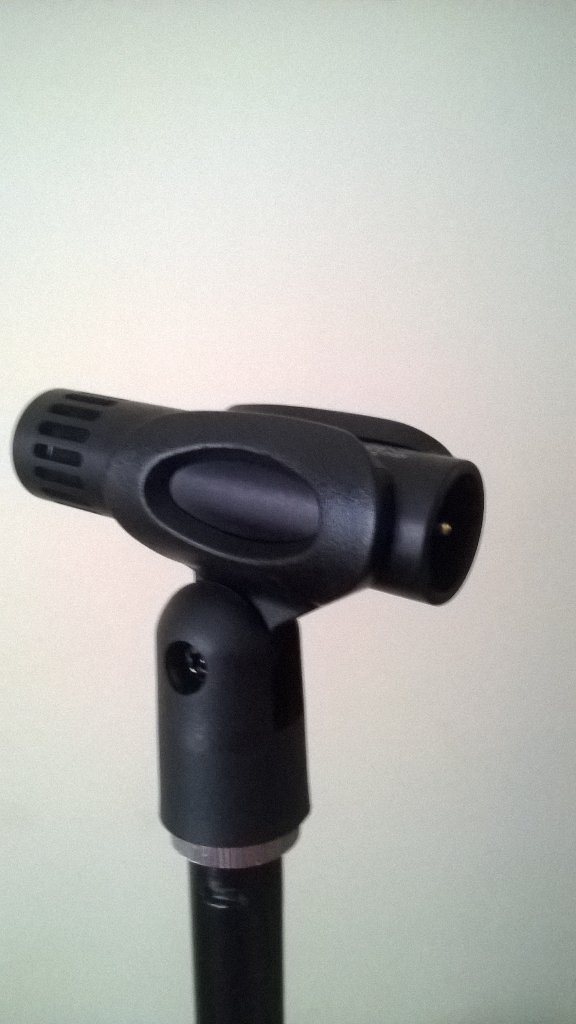 GingeroHurstez's tweet photo. Just got me #lineaudio #cm3 mics there titchy. Many tests required. https://t.co/tZ1ViepOms