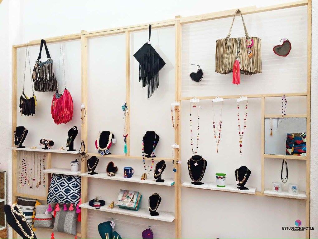 EstudioChipotle's tweet photo. Proyecto Bonita Mía.

Exhibidor en forma de cuadricula con el fin de mostrar un acomodo distinto y creativo #Puebla https://t.co/WCQEoCK9Ol