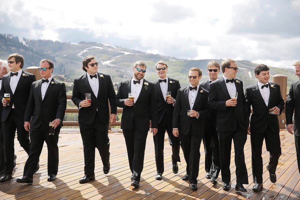 SELWeddings's tweet photo. We'll make sure everyone has a great time on your wedding day, especially the groomsmen! Our great beer list and t… https://t.co/Oi2KMofP5n https://t.co/sYfQT0gQiC