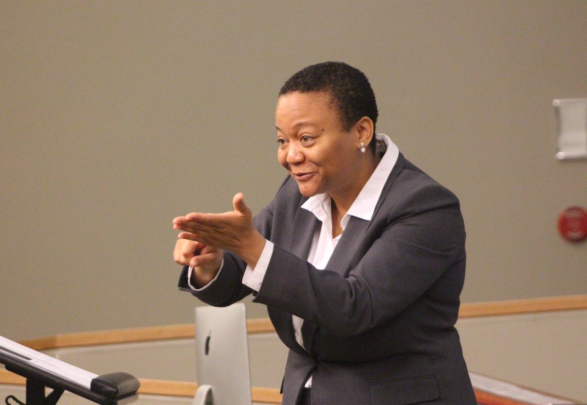 Folami Ford's recent Colloquium Lecture <a href="/GallaudetU/">Gallaudet University</a> is now available to view online. tinyurl.com/mjekafb. <a href="/GallaudetDOIT/">Gallaudet DOIT</a>