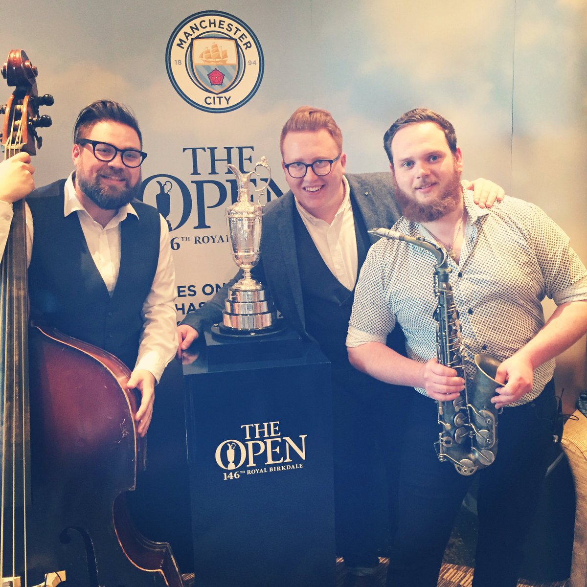 At <a href="/ManCity/">Manchester City</a> Golf Day...so's the Claret Jug! <a href="/TheOpen/">The Open</a> #cityopen