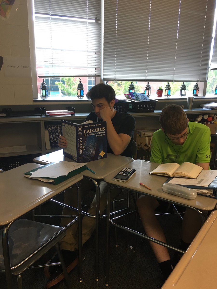 MrsPratt2go's tweet photo. When you don't have a book for DEAR time but you're in a math room. π#GetLitwithLit https://t.co/jKLW6wLyIO