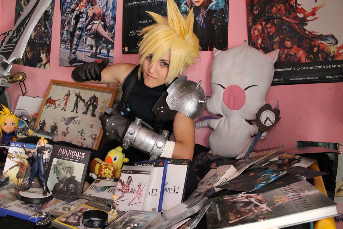 SatsukiCosplay's tweet photo. Me encantaría ganar esta espada para mi cosplay de Cloud y así estar al completo!! ;) #DistantWorldsGAME https://t.co/QJ5ybTTEt8