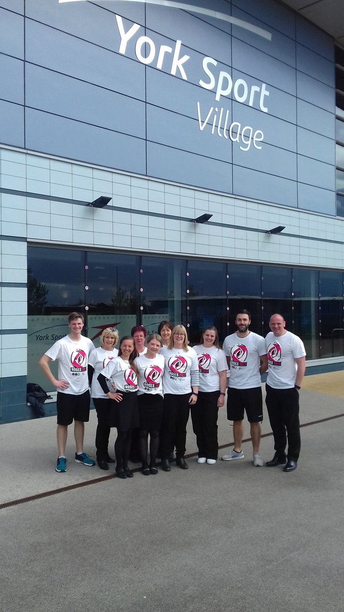 Great to see all of campus getting behind the White Rose for #Roses2017! Thanks <a href="/yorksport1/">York Sport</a> #OneTeamOneYork #WearTheWhiteRose #RosesAreWhite