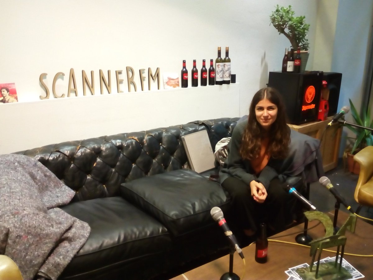 depolh's tweet photo. Avui #DepoActivity amb la preciosa música de @marinaherlop que tocarà divendres al Depo. Ara en directe a @scannerfm https://t.co/w5O2mh0rlP