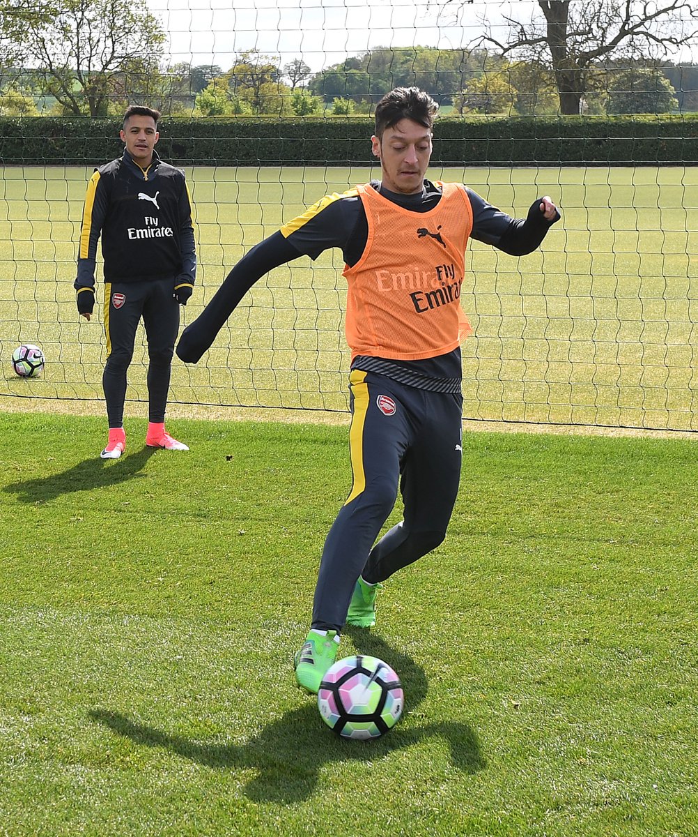 Arsenal's tweet photo. 〽️ https://t.co/j0aPJxQsY3