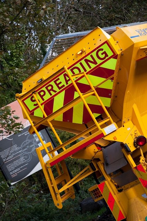 RCTCouncil's tweet photo. We will be out treating high routes later tonight due to a drop in temperature. Please take care https://t.co/HyXSP7OrC1