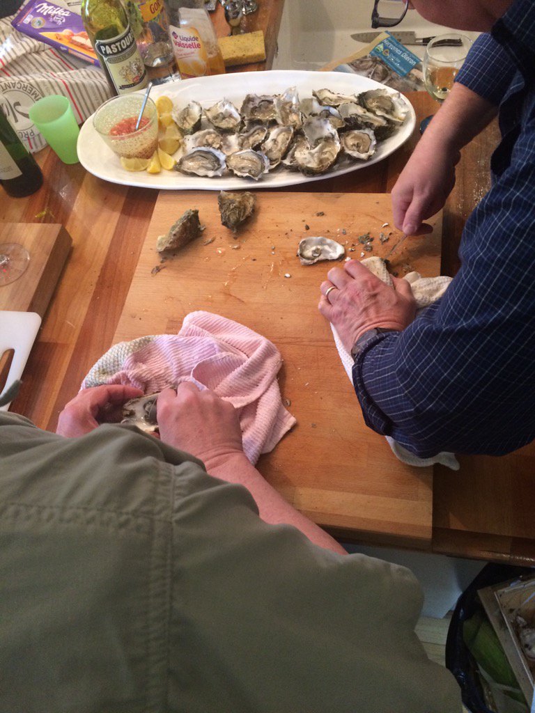 ironhen's tweet photo. Oysters and champagne on the menu for dinner tonight. #familyvacation #bdaymeal https://t.co/09RUx0cnLk