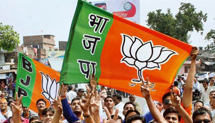 Suumandey's tweet photo. Few people r planning to blame #EVM tomorrow #FailedMovement.
Hope 4 a MassiveWin 4 @BJP4India in #MCDelections2017.
#BJP4MCD
@TajinderBagga https://t.co/oTzvLFS3Mv