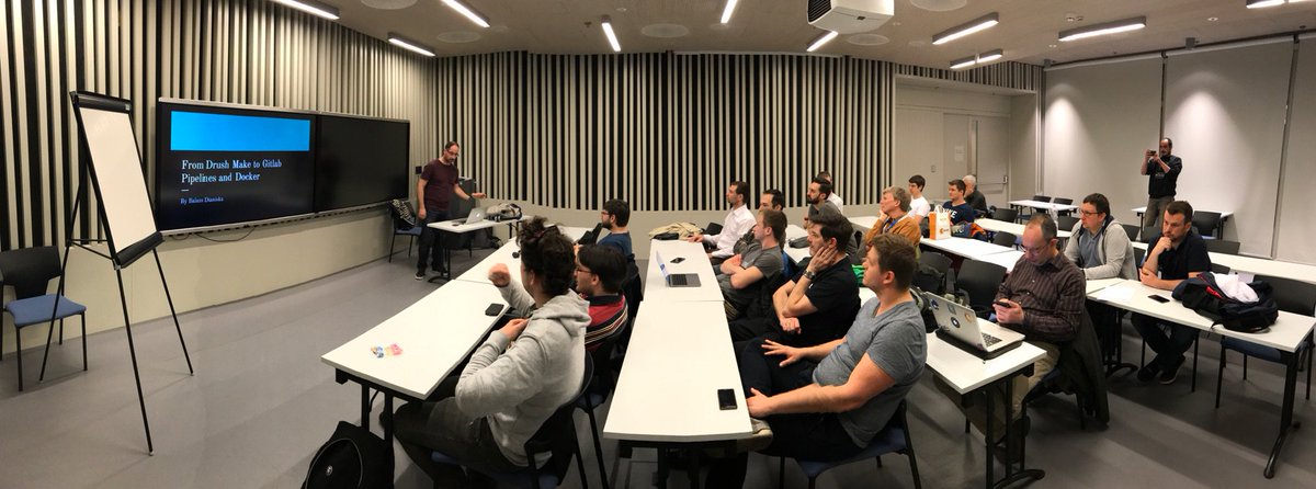 drupalhu's tweet photo. @thesnufkin angol nyelvű előadásával elindult az áprilisi #BDUG, melynek helyszínét ez alkalommal a #CEU biztosítja. https://t.co/gosgYnBxH0