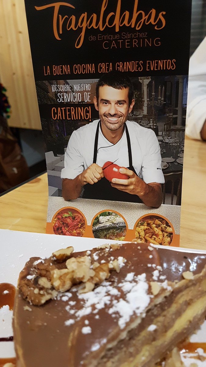 #Recomendacion Comer en @TragaldabasSv d <a href="/Enrique_chef/">Enrique Sánchez</a> es un placer para los sentidos. <a href="/Comer_bis/">Comer Comer</a> desde los entrantes hasta el postre