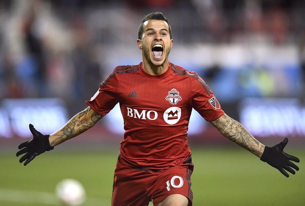 SportsCentre's tweet photo. BEST OF THE WEEK: For a sixth time in his career, @torontofc's Sebastian Giovinco has been named @MLS Player of the Week. https://t.co/oRjVzcwLKD