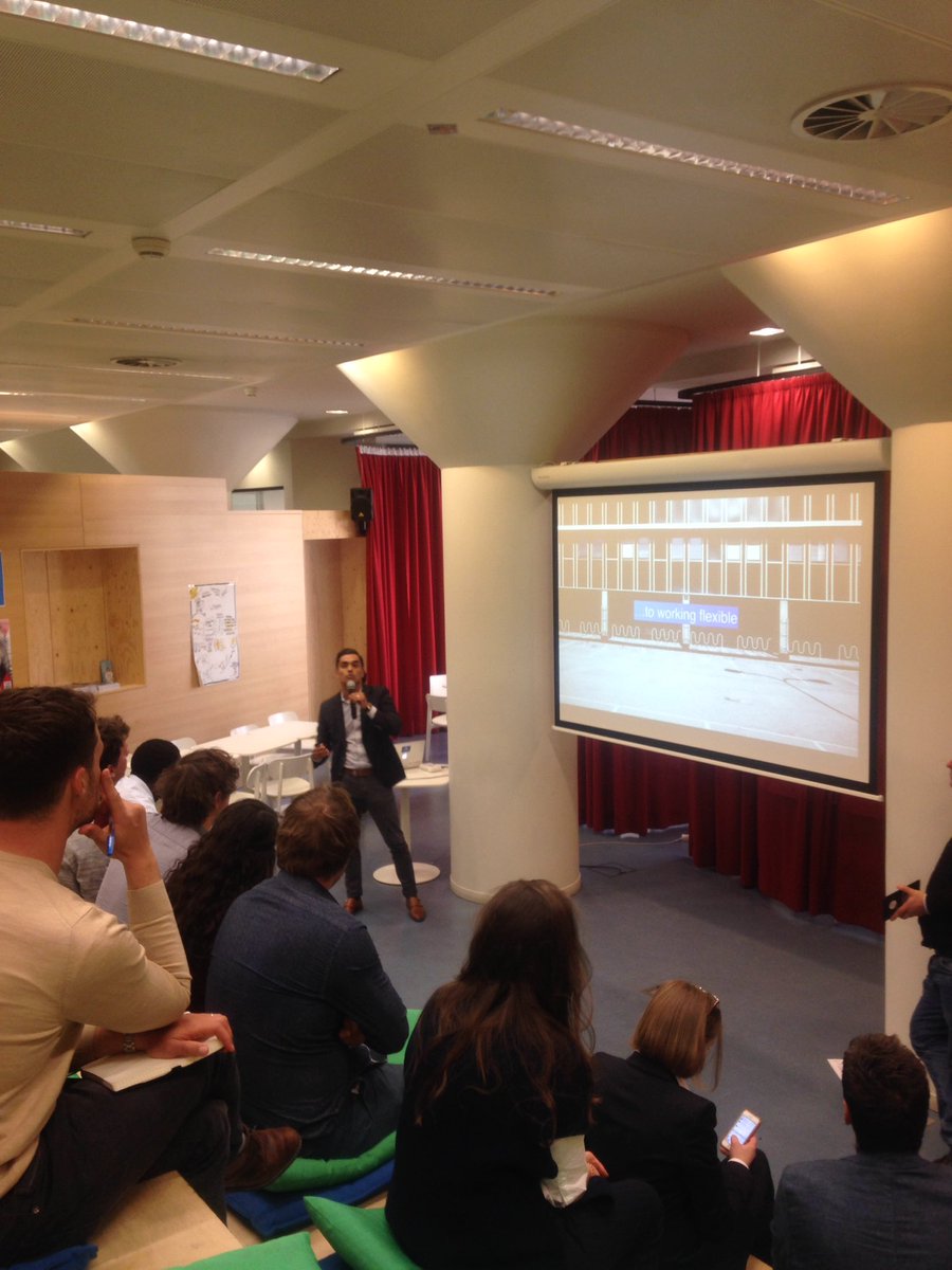 StartnCode's tweet photo. @MeetRoger_io is presenting its tool to improve internal corporate communication ! https://t.co/YGBvDYN9CA