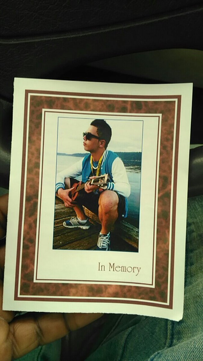 DreWoods24's tweet image. Happy birthday Devin you are missed and  Loved #ForeverYoung #RIPDev 💀🎈🎉🎊😭