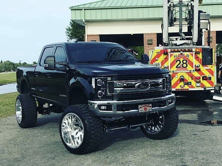 _LiftedTrucks_ tweet picture