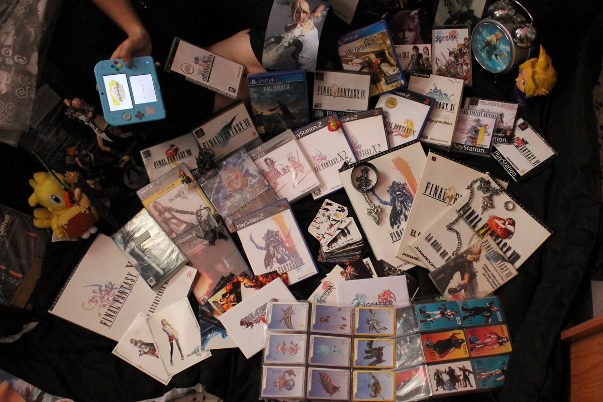 Talesoflightnin's tweet photo. Ojalá tuviera esa espada para añadirla a mi colección de FFVII ya que es mi favorito!! <3 #DistantWorldsGAME https://t.co/1FZSuYKQO8