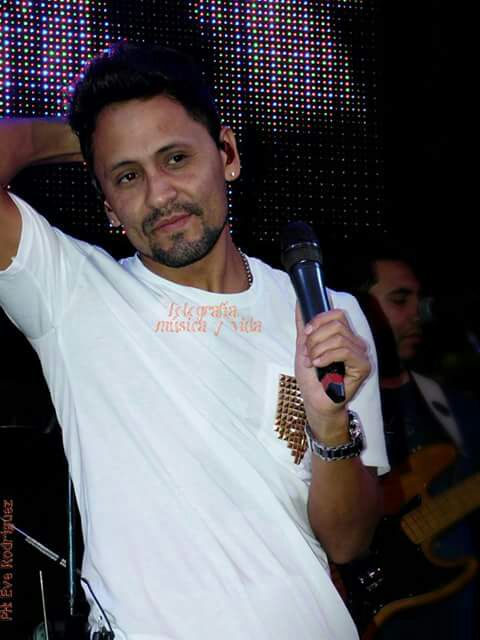 CamiKongelera's tweet photo. Y Asi Todo Sexii @NelsonAguirreOK
#Perfecto #ElUnicoLoco https://t.co/E179mljnlk