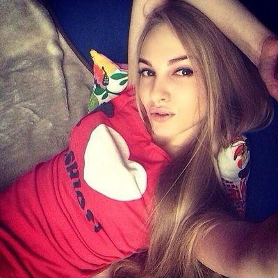 يكون في علمك الشوق ناحيتك مستوطنّ صدري ، ولكن هالأيام بزيادة ".