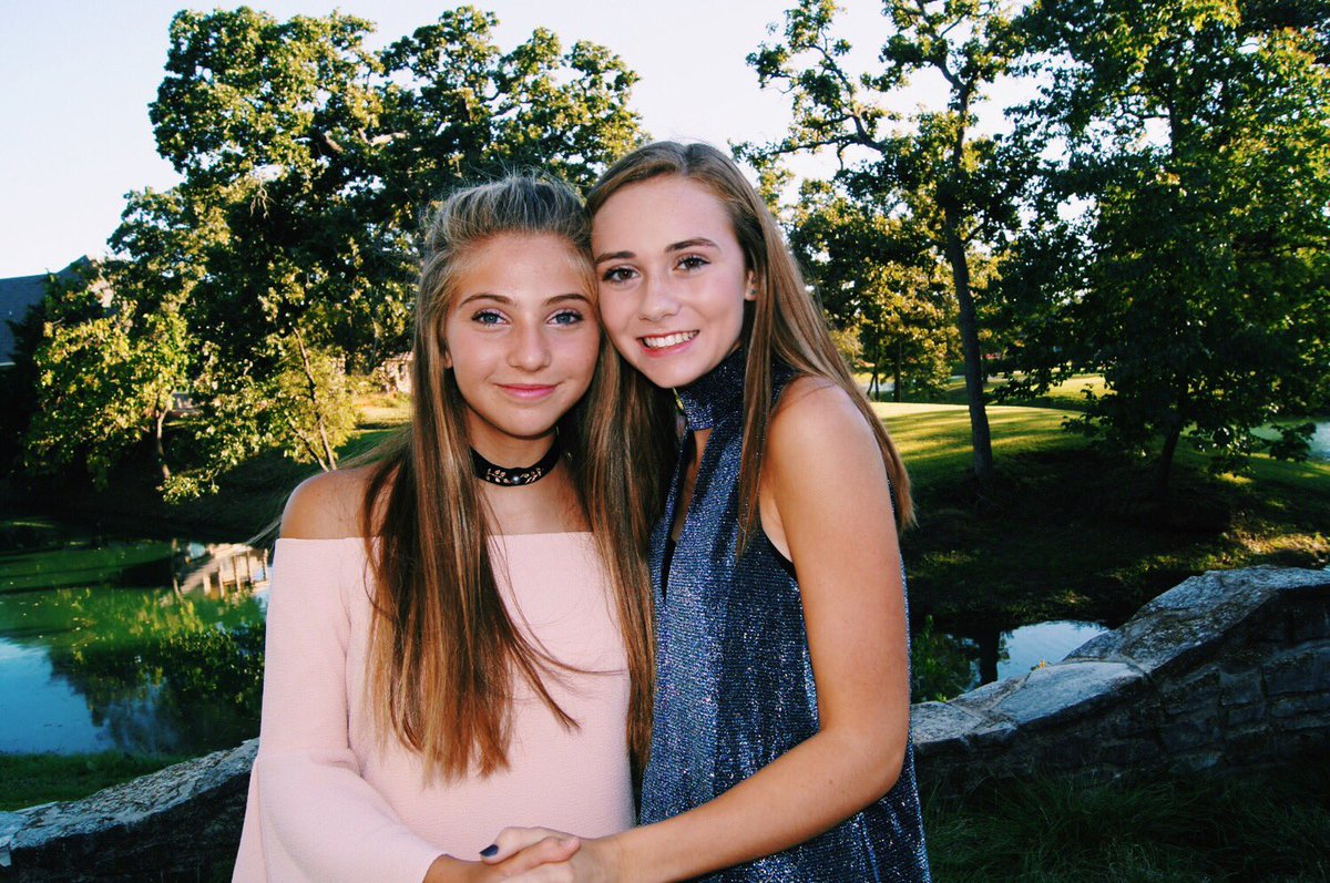 audreylaurenk's tweet photo. Happy Birthday Maddie!!! ily and all of our memories💞 hope ur day is amazing 🎉🚗 @madison_rippa https://t.co/Pr3X06zYlB