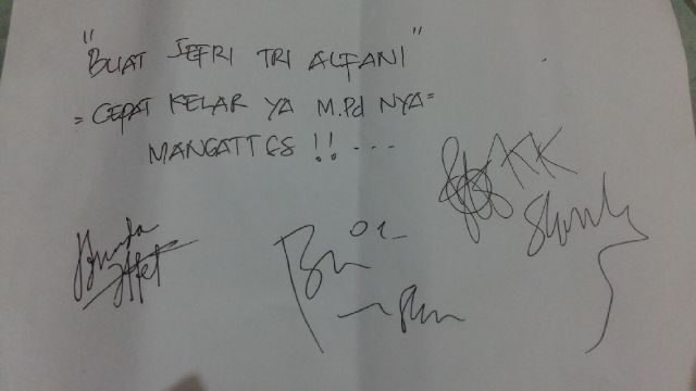 JeffAlfani's tweet photo. Lrik HUTANKU GAK PERAWAN mjd alt pnltian dlm tgs akhir sy kajian EKOLOGI SASTRA, Thks bunda ifet&amp; @slankdotcom sdh mnjd inspirasi&amp;mhn doanya https://t.co/g4jAKiCMcZ