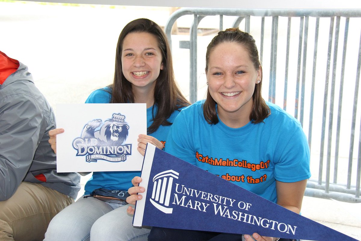 vbschools's tweet photo. VBCPS joined #CatchMeInCollege2017 College Commitment Day event celebrating Hampton Roads students going to college #WeAreVBSchools https://t.co/TxXAP3d3Mu
