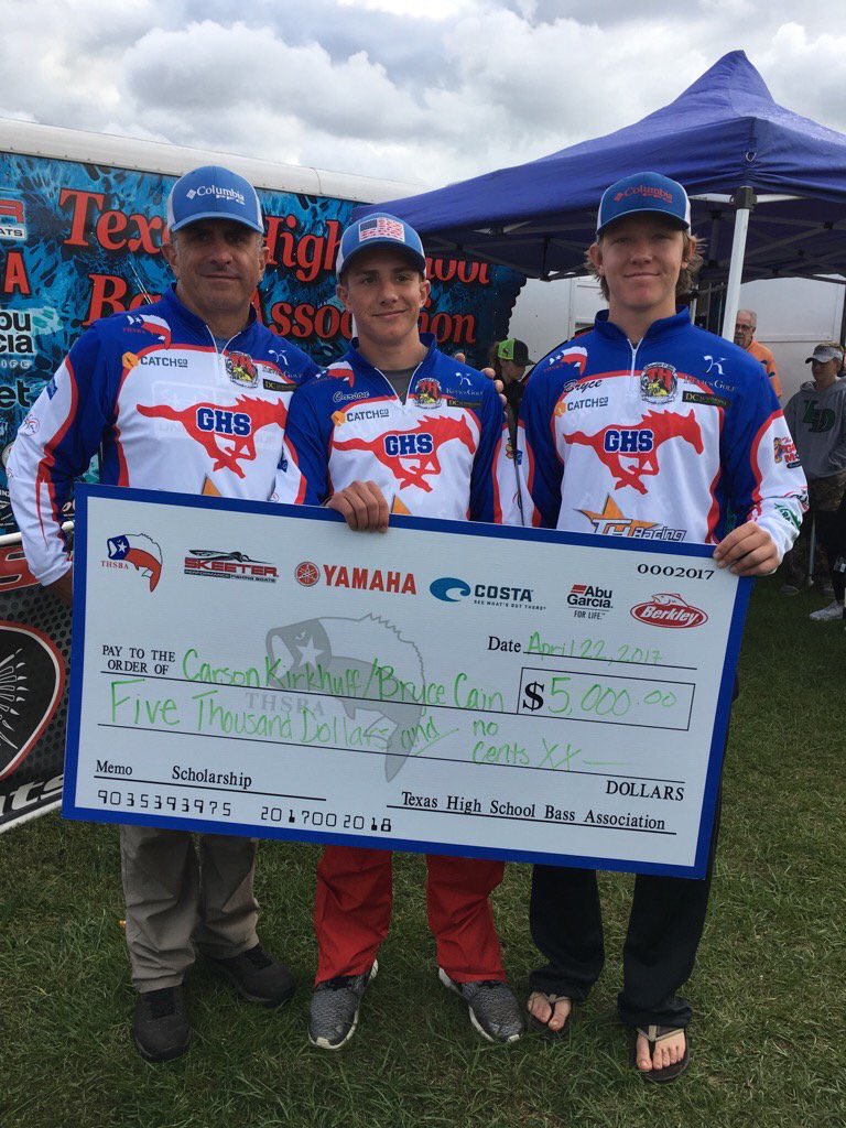 carsonkirkhuff's tweet photo. Great finish to the year 2nd place Aoy and second place at regionals. Time for state 🎣 https://t.co/rgWU3NaThu